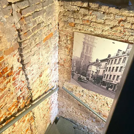 Evelyn's Corner Apartment